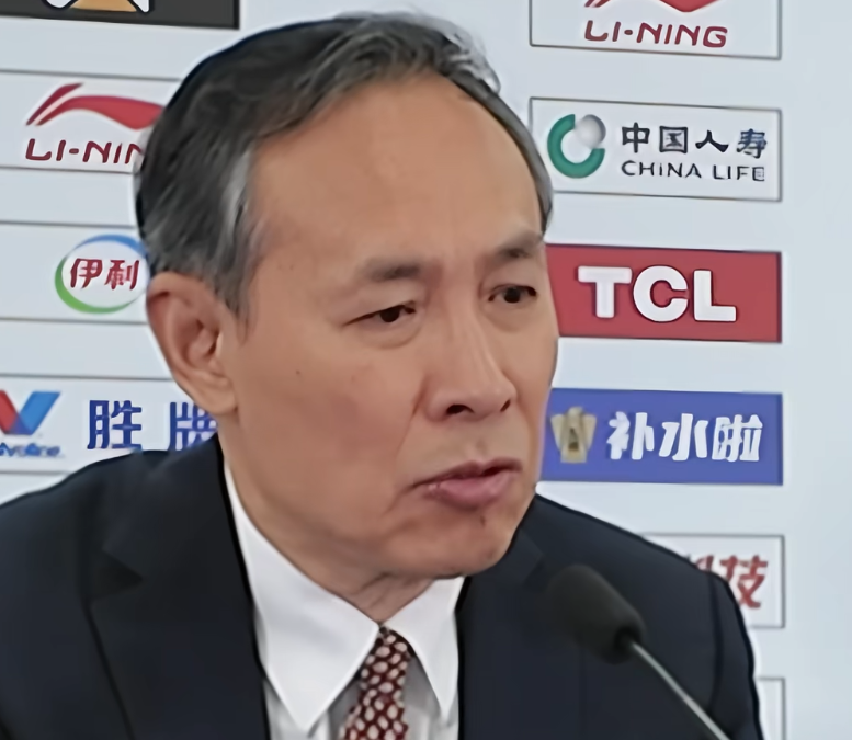 乐鱼app-乐鱼(官方)体育官方网站-LEYU SPORT-胜同曦发布会！许利民直指下半场防守回暖，回应斯佩尔曼顶撞！